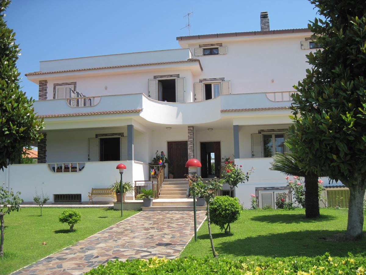 Bed And Breakfast Villa Viviana Anzio Exterior photo